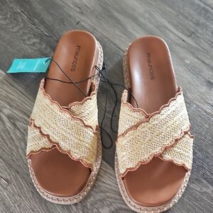 Maurices Women's Cream and Tan Slide Sandals